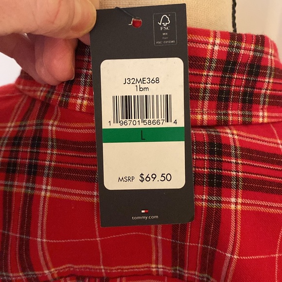 Tommy Hilfiger size L adjustable sleeves brand new - Picture 7 of 9